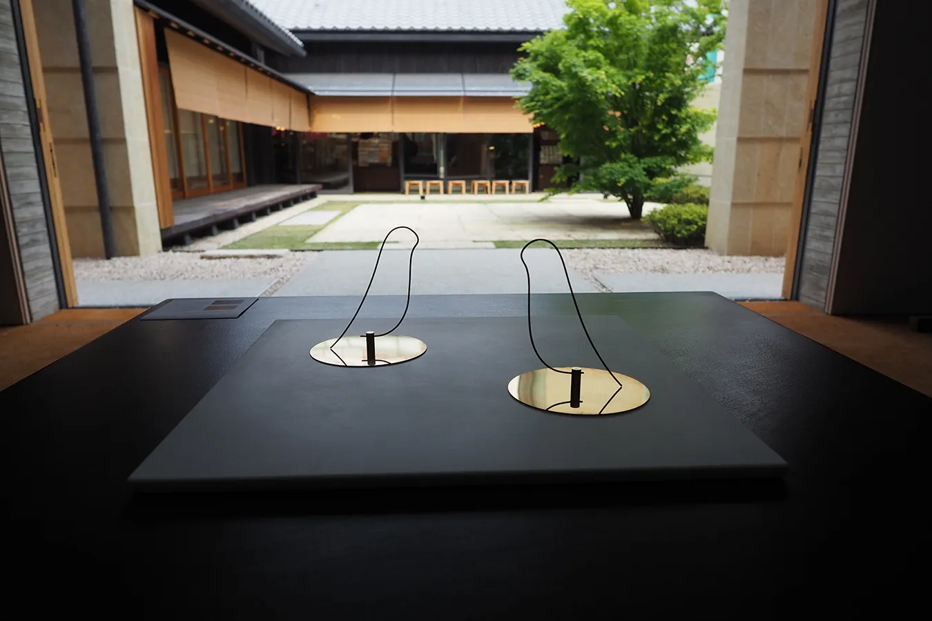 京都鳩居堂 本店　世界の香り体験の展示